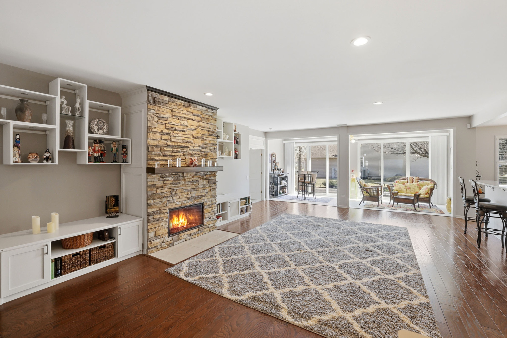 12304 Arlington Drive, Huntley, IL