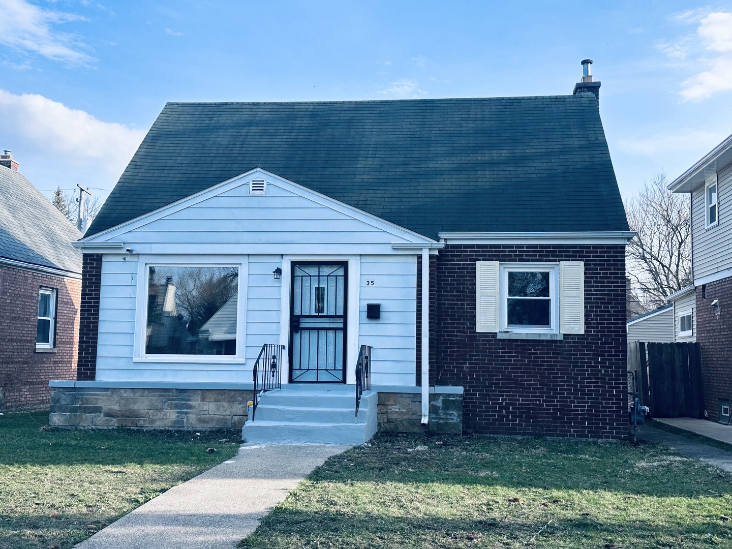 35 166th Place, Calumet City, IL