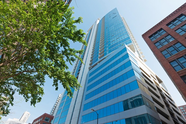 303 W OHIO Street #3703, Chicago, IL