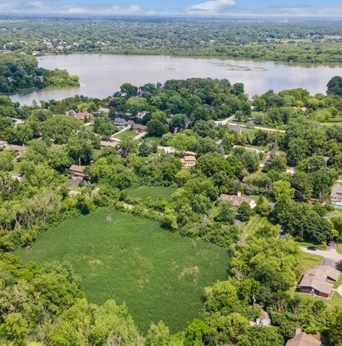 308 Summit Street, Barrington, IL