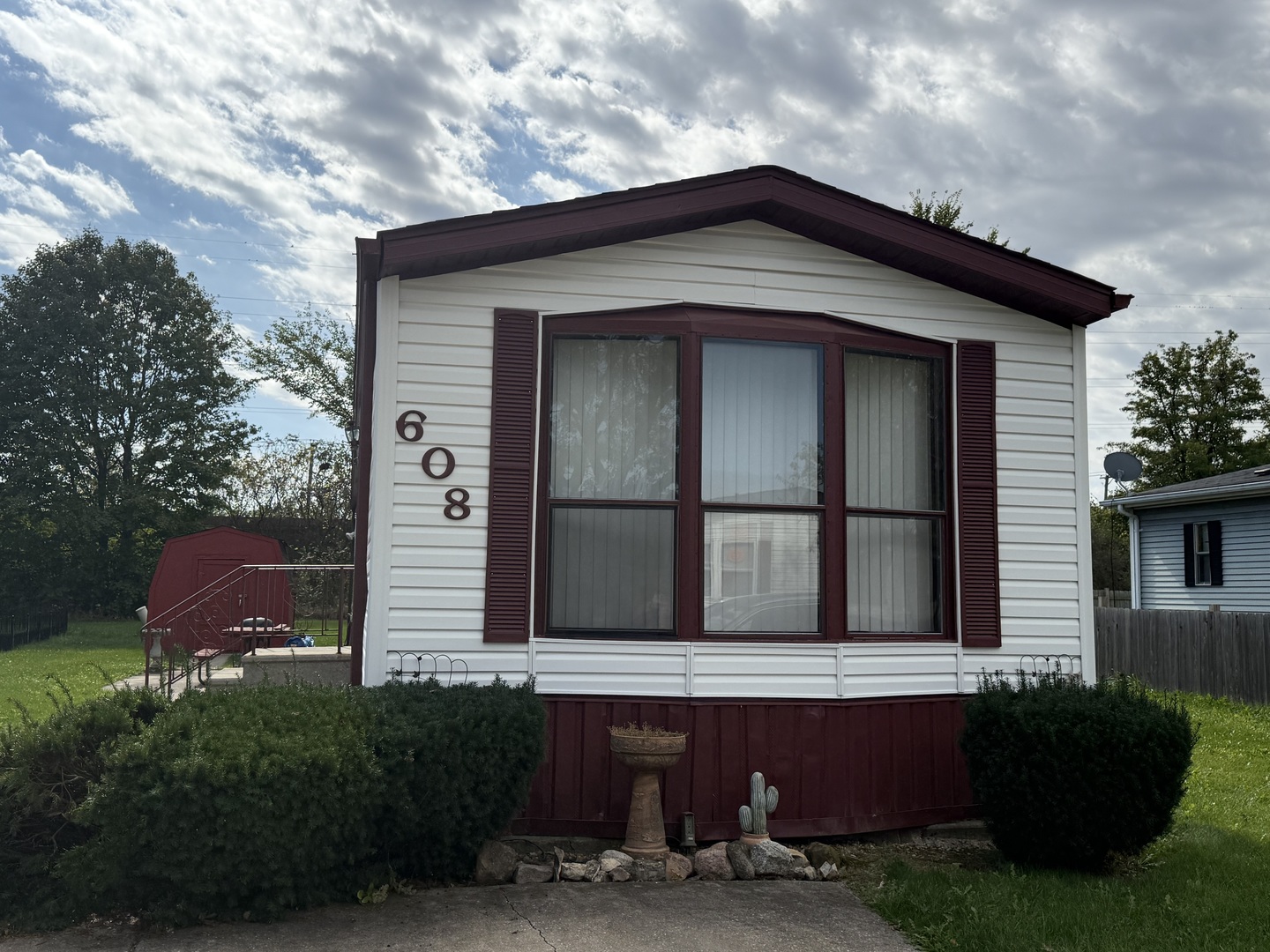 608 Tanglewood Road, Matteson, IL