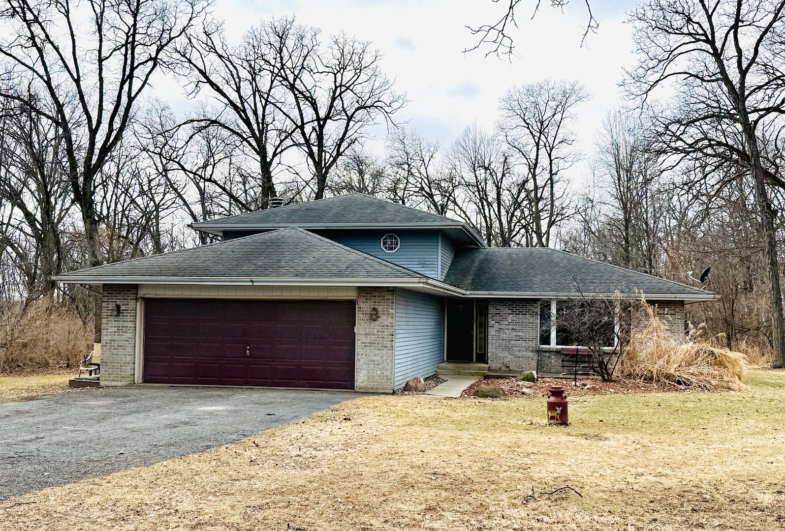 7735 N Vandenburg Lane, Monroe Center, IL