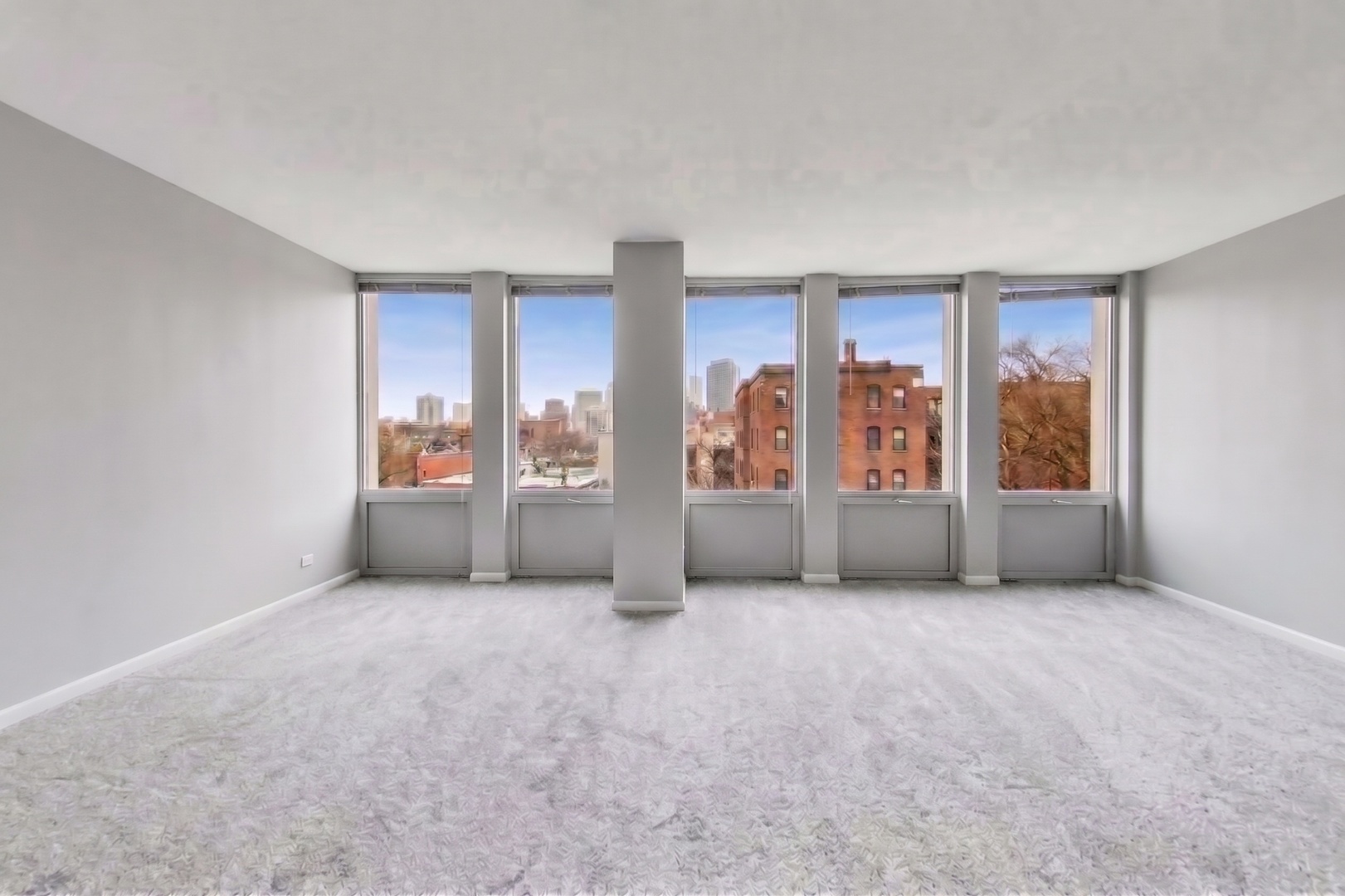444 W FULLERTON Parkway #305, Chicago, IL