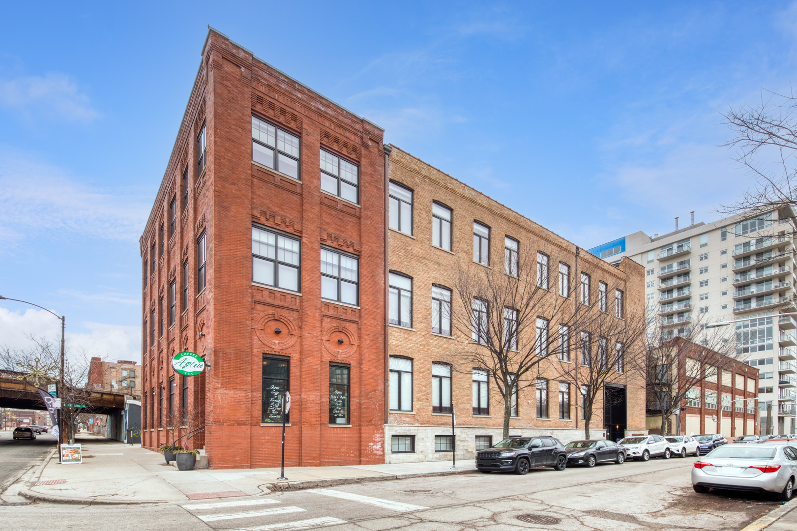 729 N Sangamon Street #302, Chicago, IL