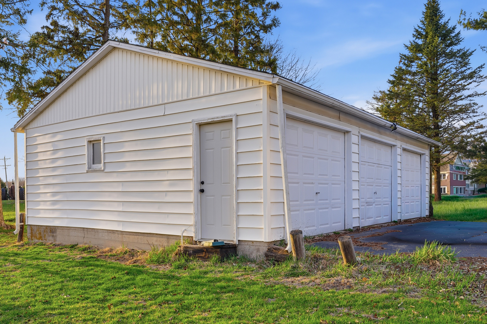 599 Palmyra Road, Dixon, IL