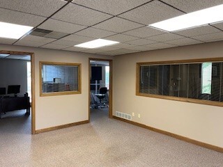 913 S 4th Street, DeKalb, IL