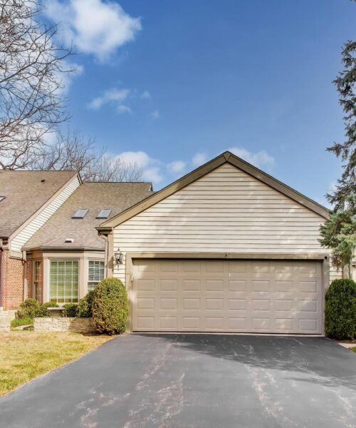 12 Warrington Drive, Lake Bluff, IL