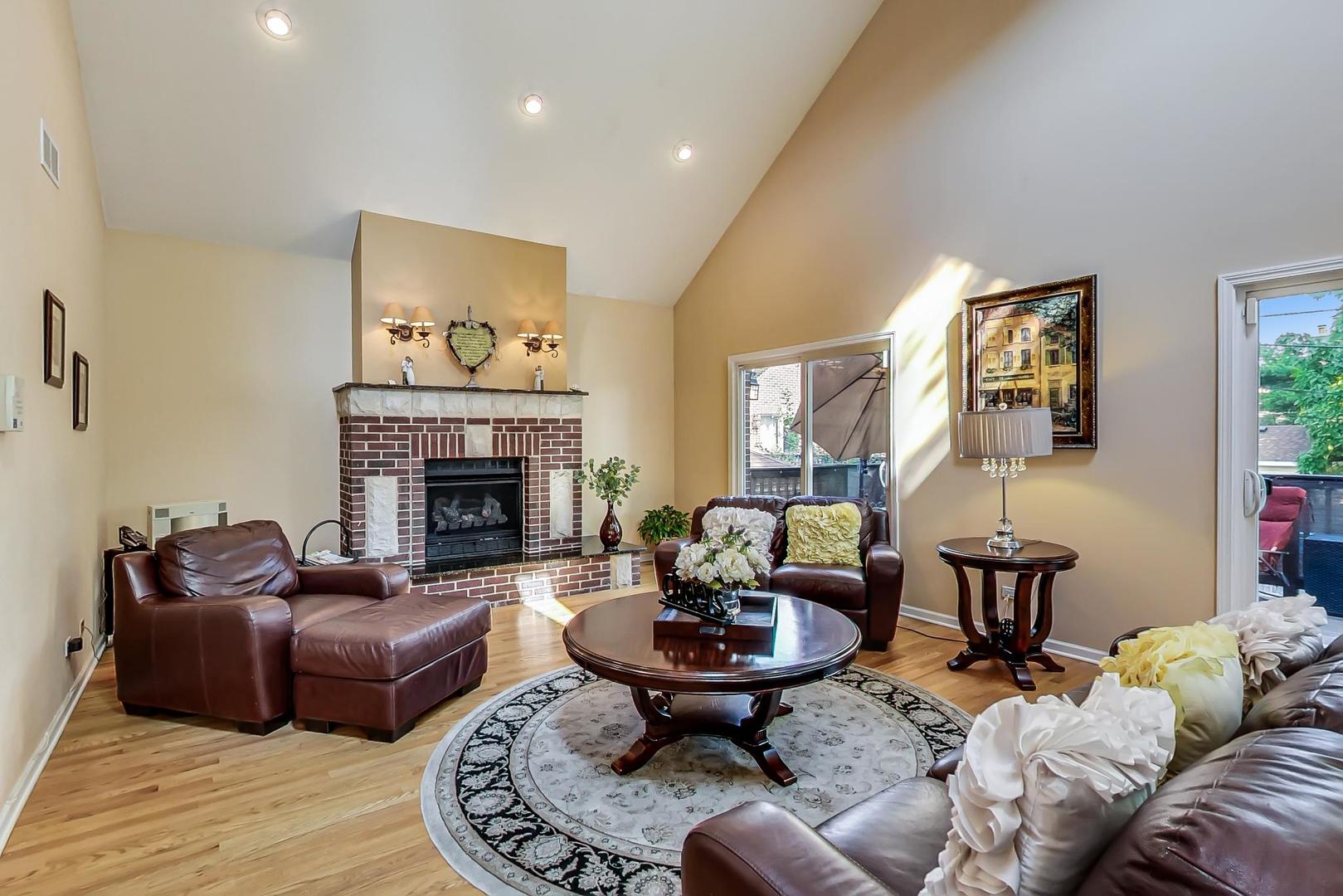7916 W ALTGELD Street, Elmwood Park, IL