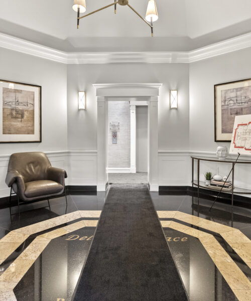 33 W Delaware Place #17H, Chicago, IL