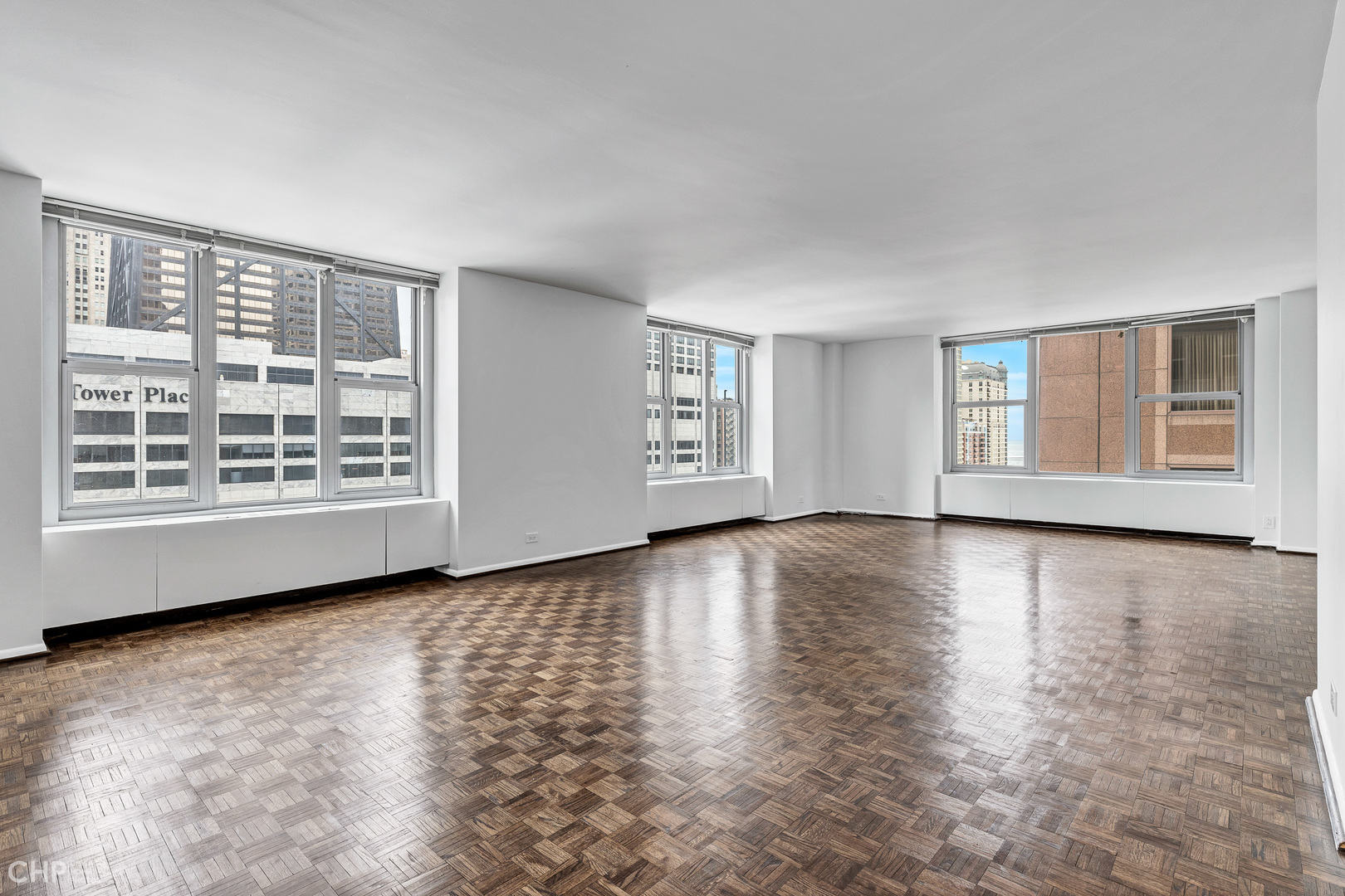 777 N Michigan Avenue #1700, Chicago, IL