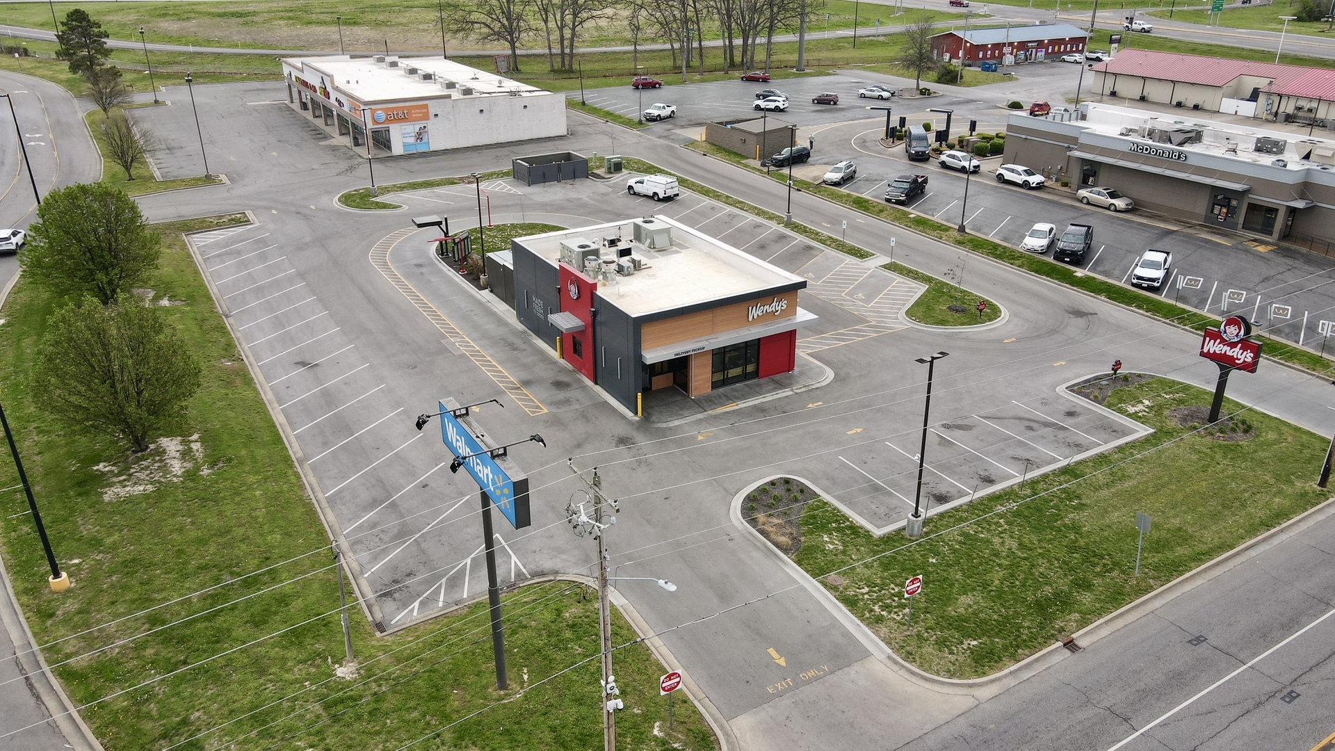 120 N Central Street, Benton, IL