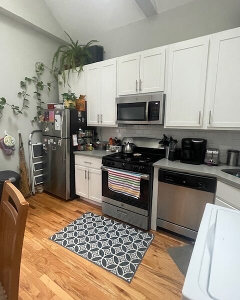 2835 N RACINE Avenue #2R, Chicago, IL