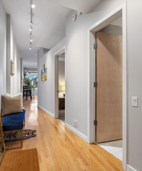 950 W Erie Street #602, Chicago, IL