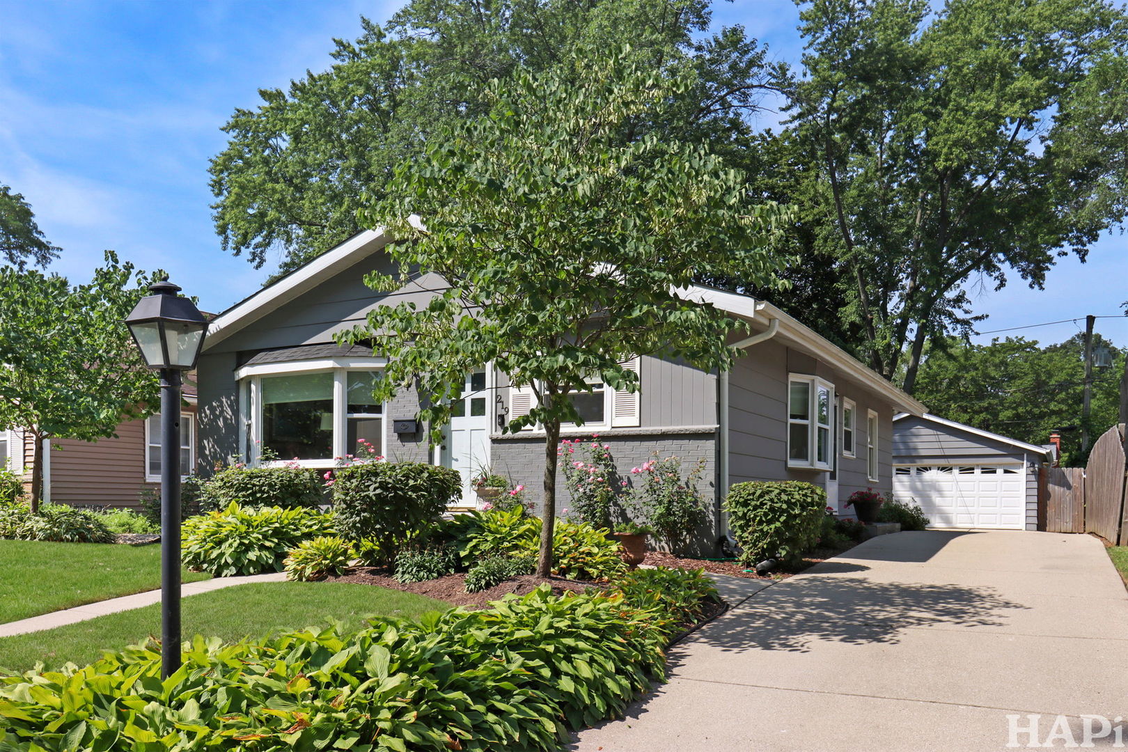 219 Harding Avenue, Libertyville, IL