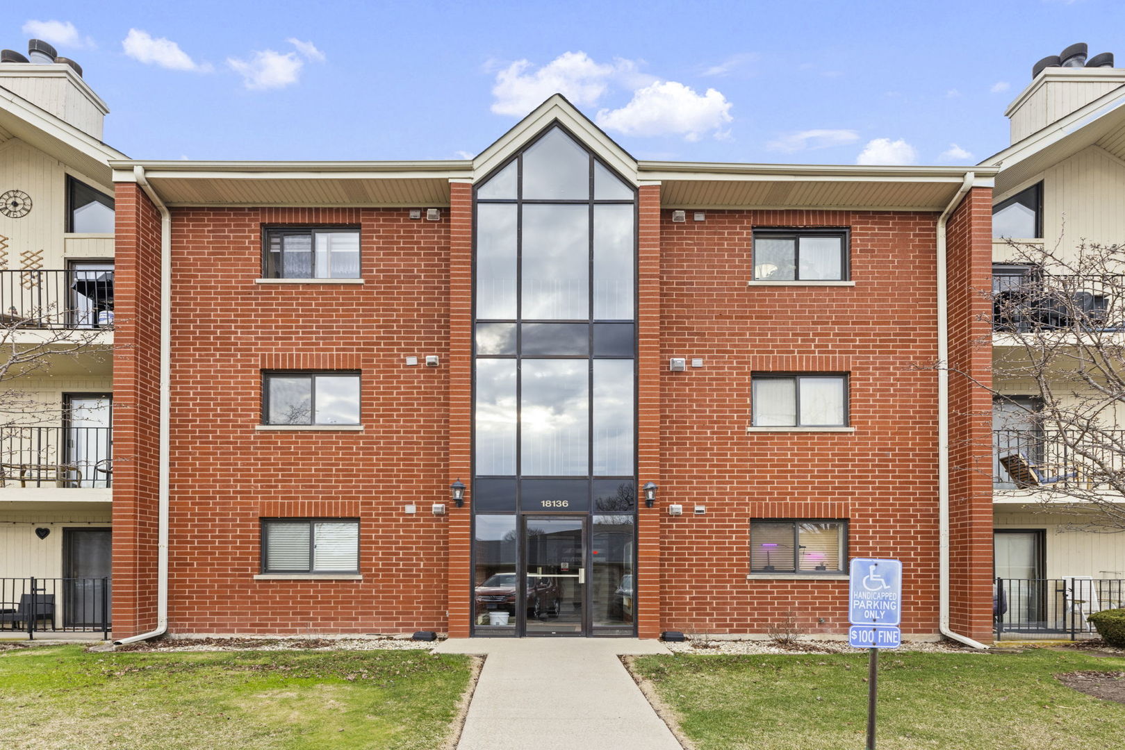 18136 Rita Road #3C, Tinley Park, IL