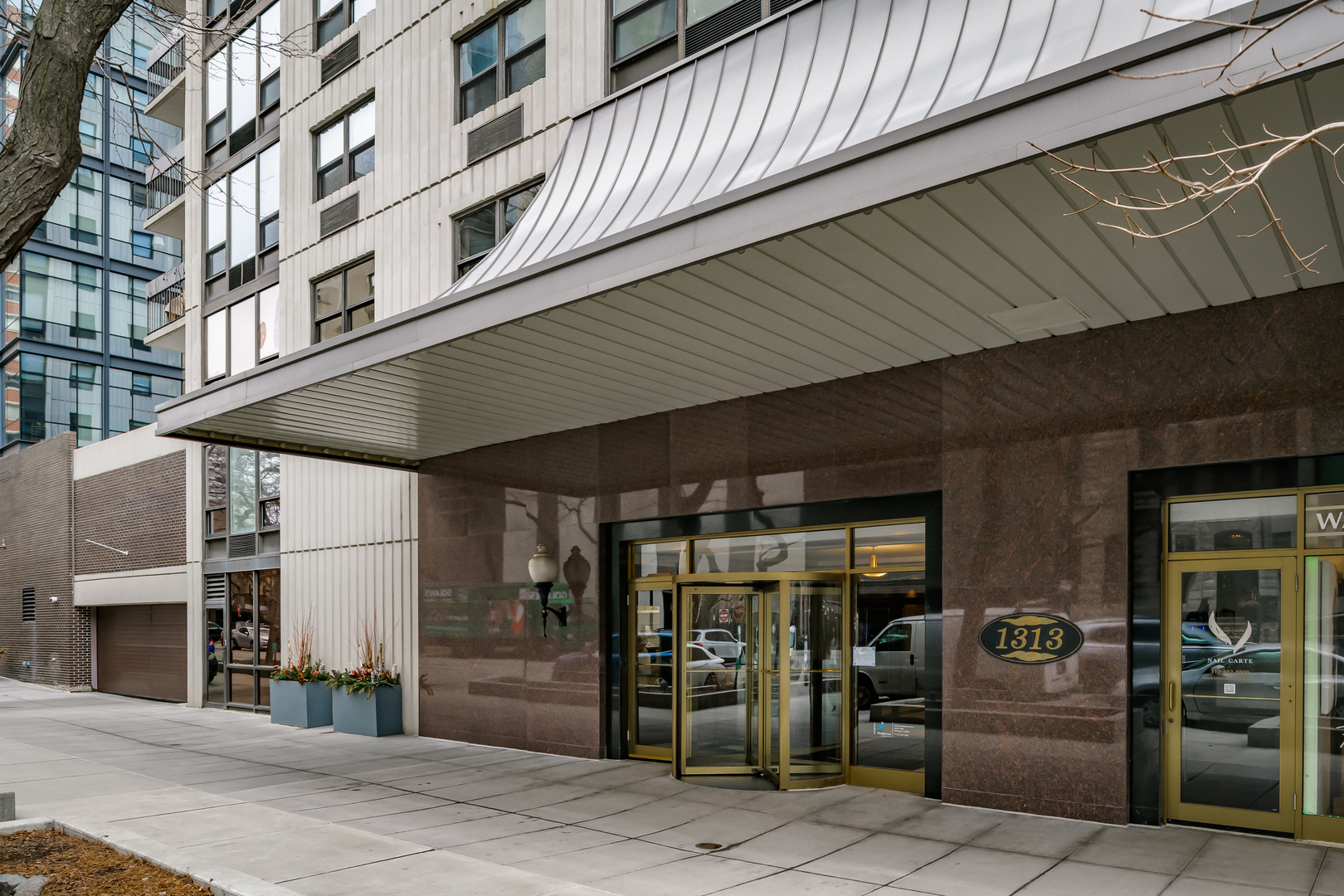 1313 N Ritchie Court #1005, Chicago, IL