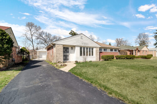 942 W Villa Drive, Des Plaines, IL