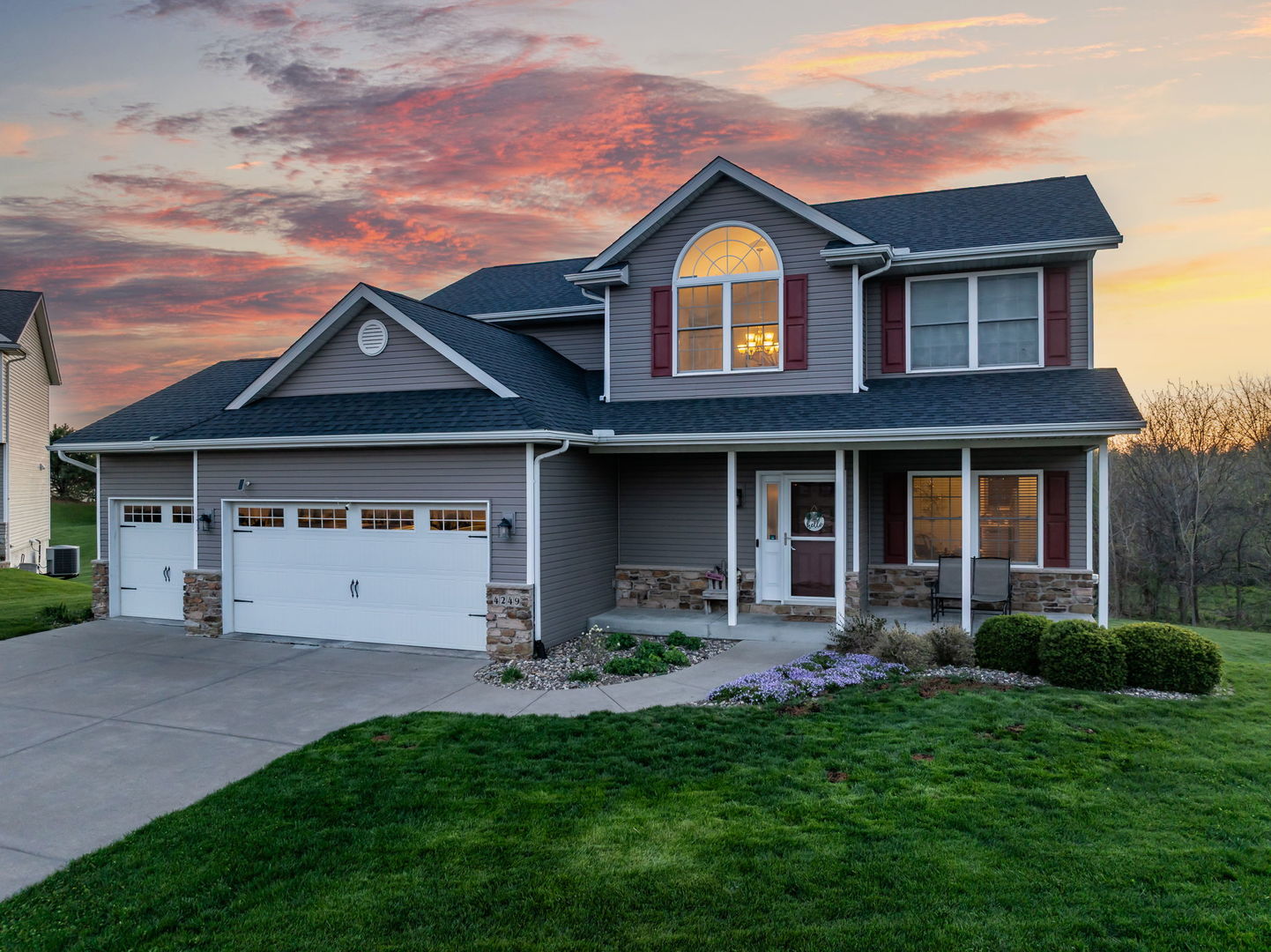 4249 TRANQUILITY Court, Bettendorf, IA