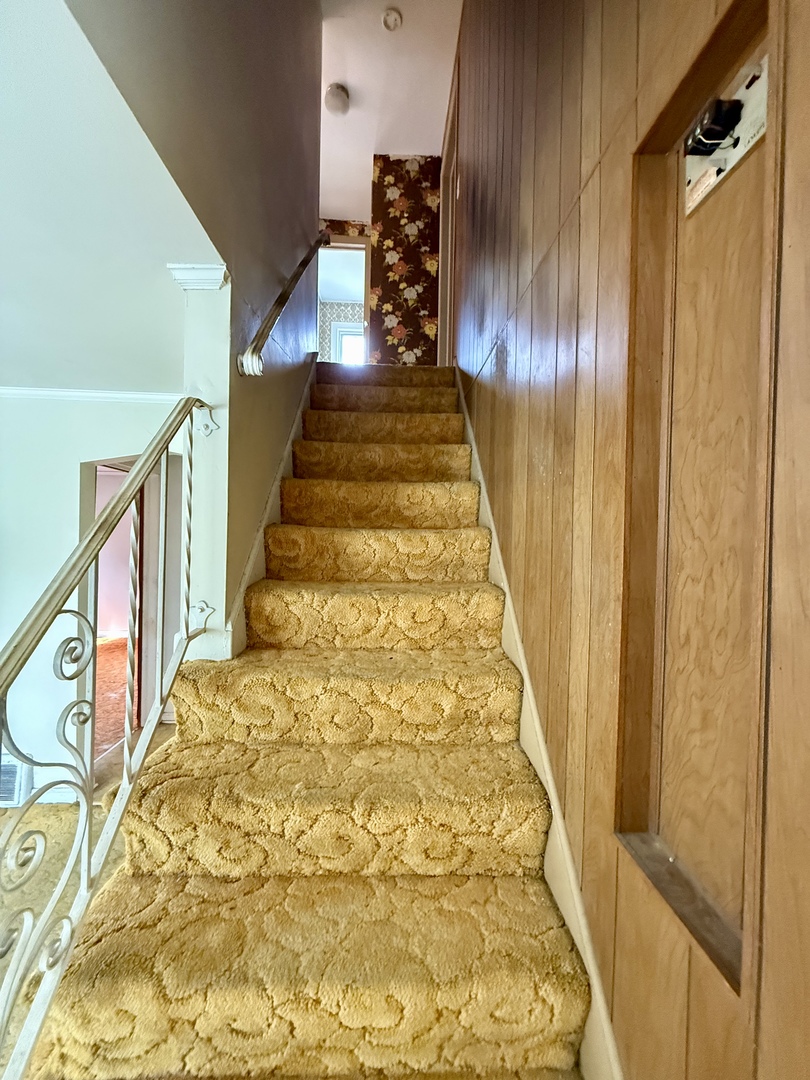 7456 W Seminole Street, Chicago, IL