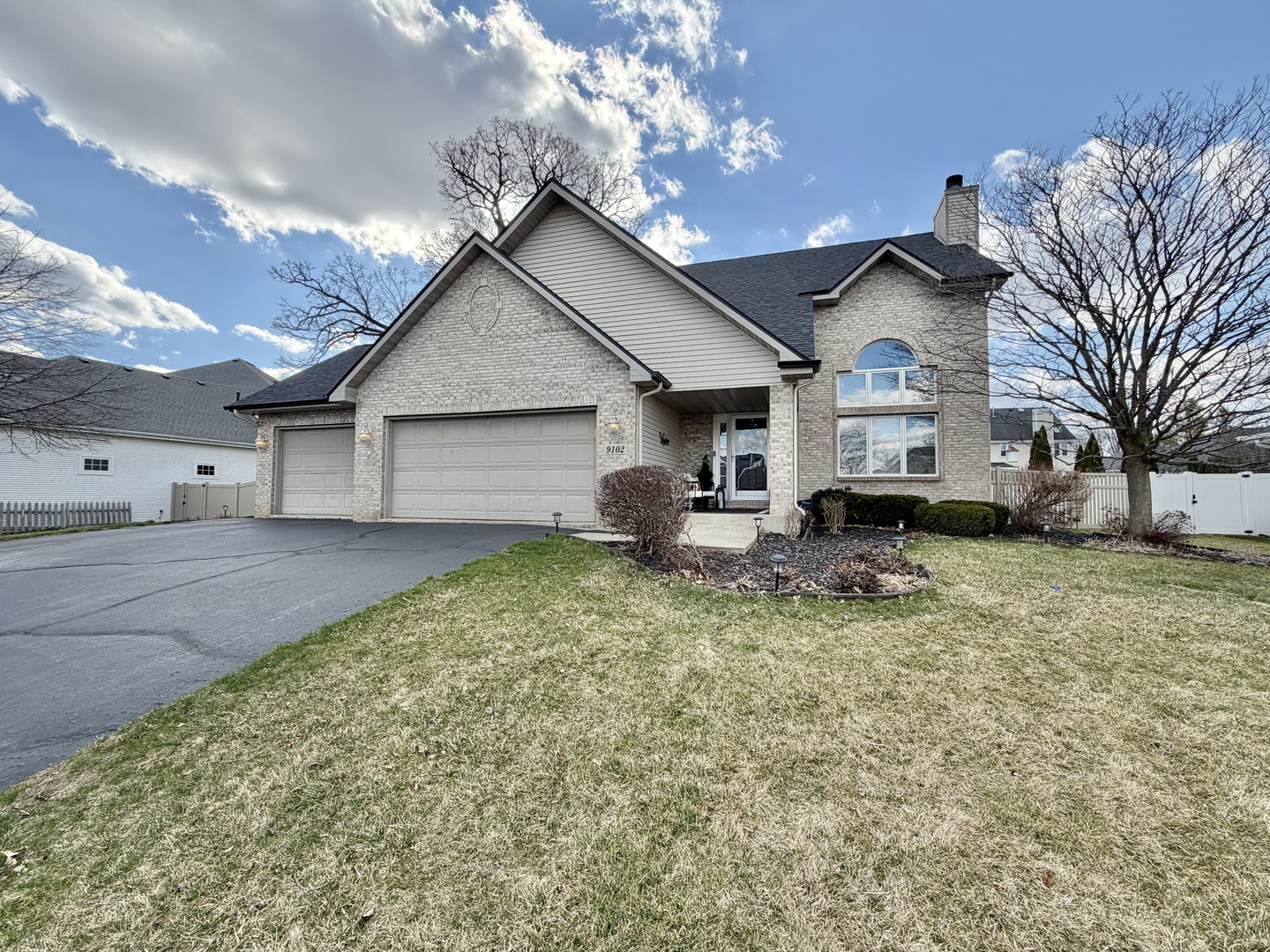 9102 River View Trail, Roscoe, IL