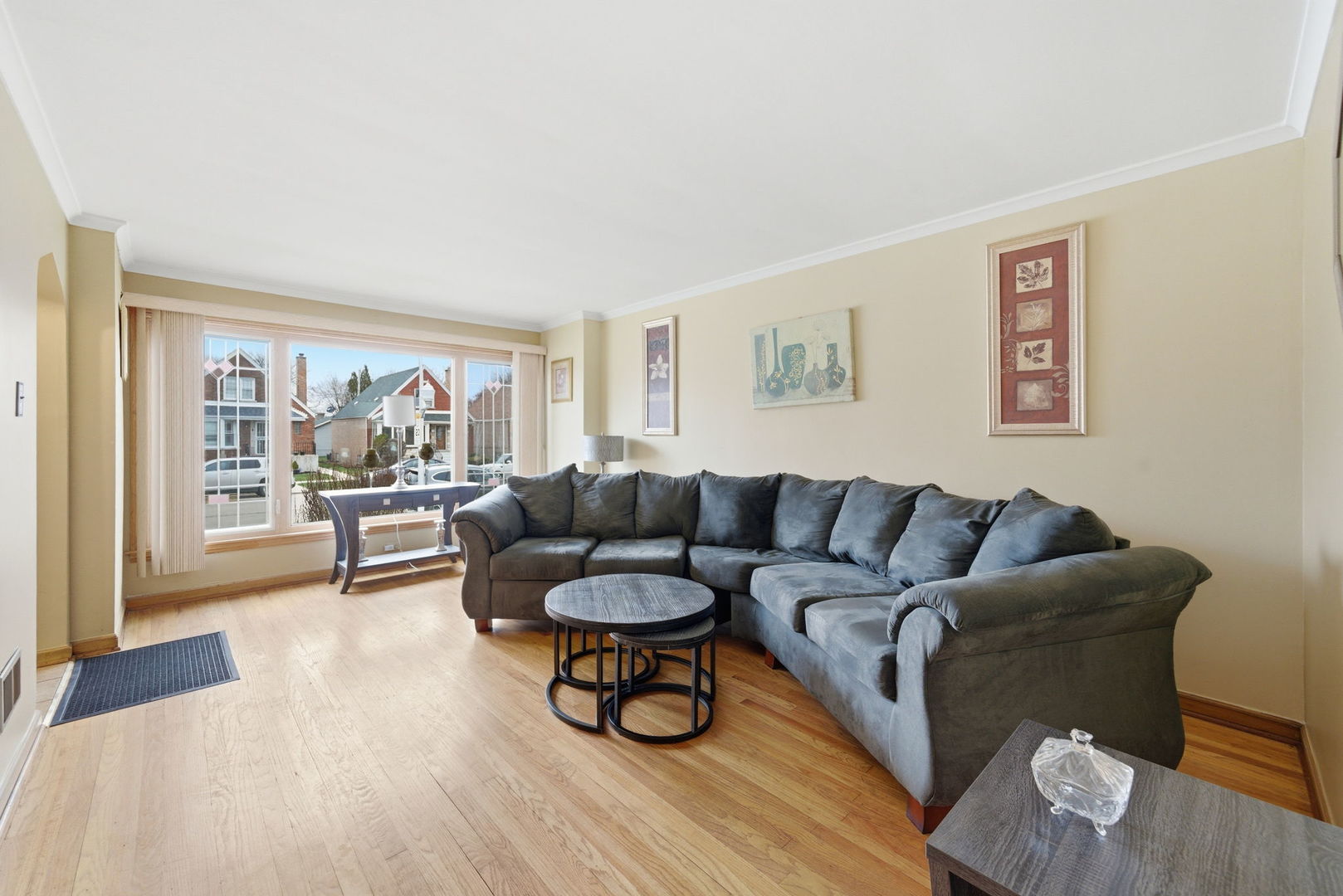 3441 W 83rd Street, Chicago, IL