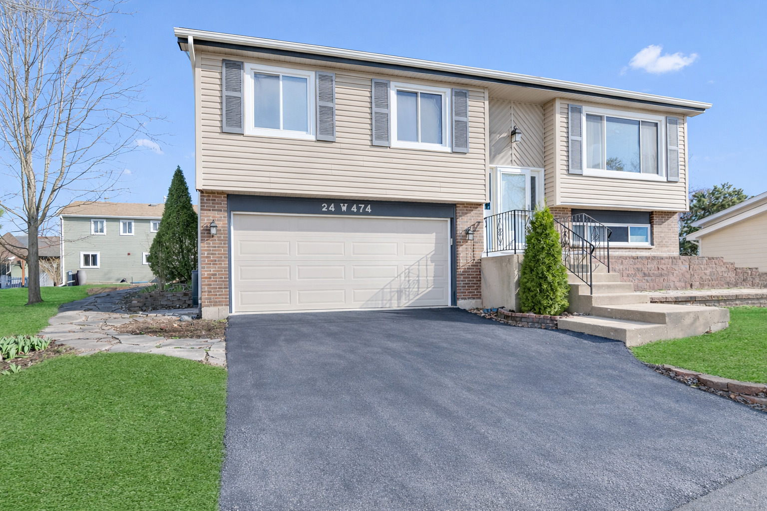 24W474 Surf Court, Naperville, IL