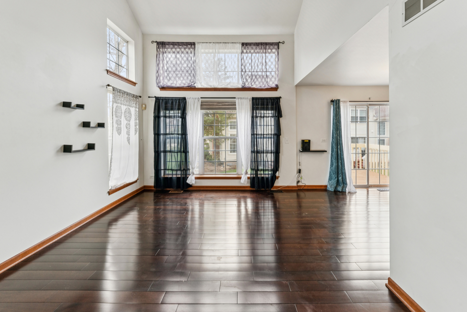 2239 Seaver Lane, Hoffman Estates, IL