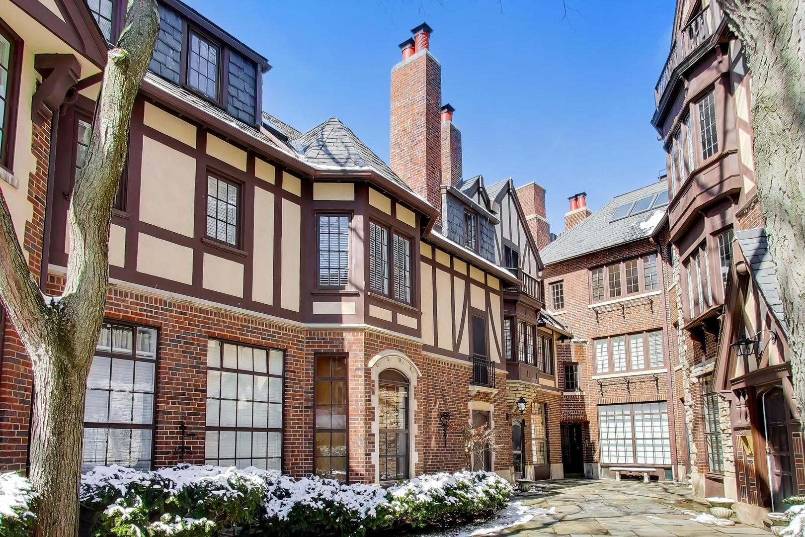 555 Hill Terrace #307, Winnetka, IL