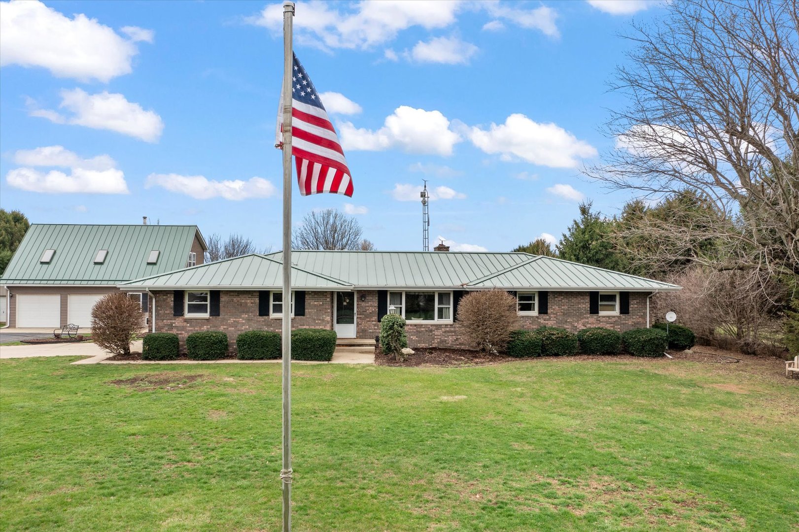 14540 E 3400 North Road, Rossville, IL