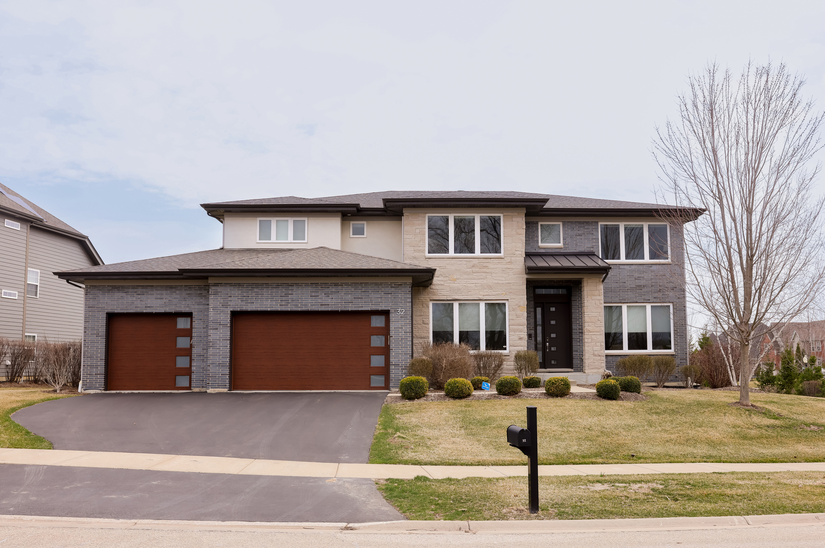 32 N Acacia Drive, Hawthorn Woods, IL