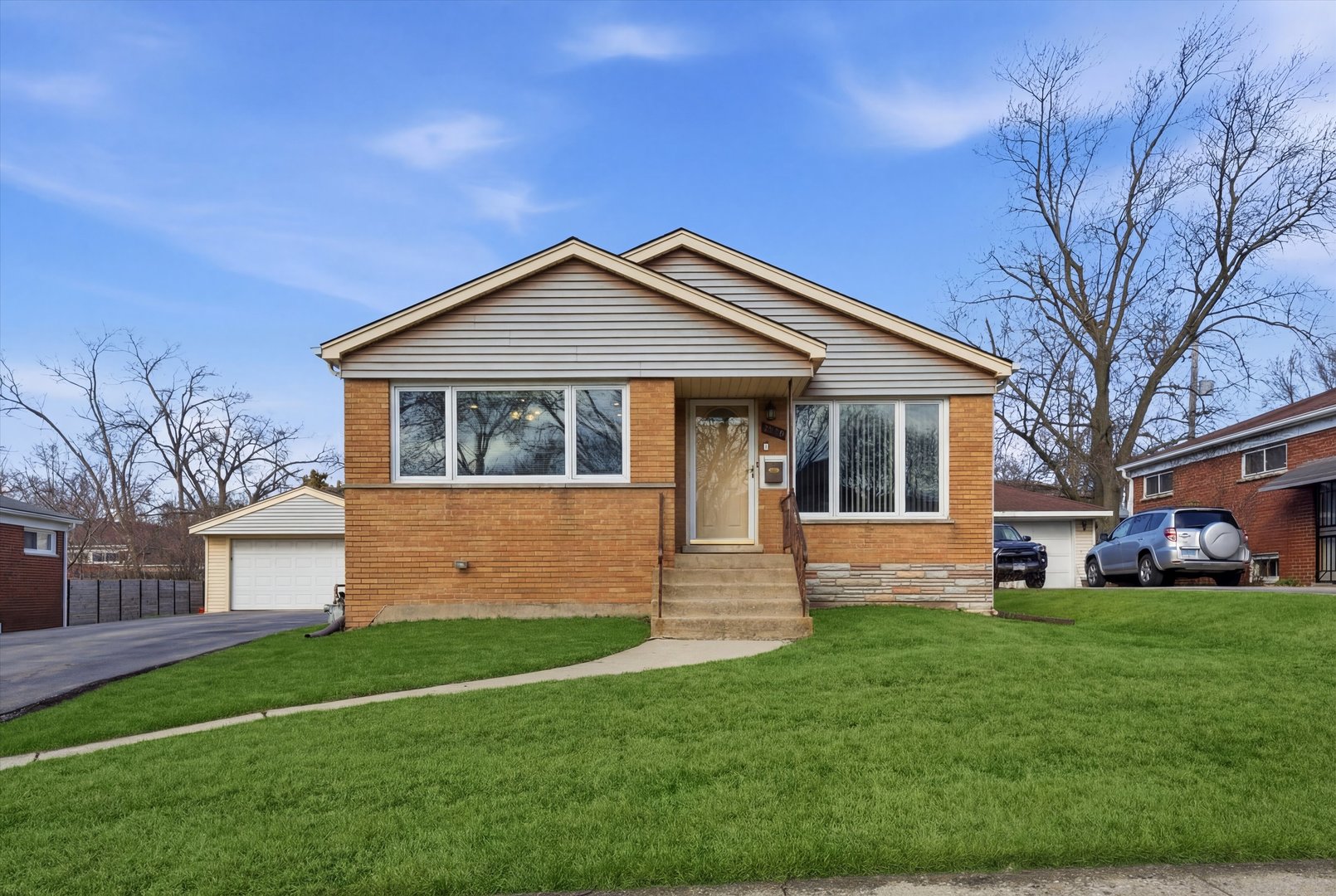 17218 HILLSIDE Avenue, Hazel Crest, IL