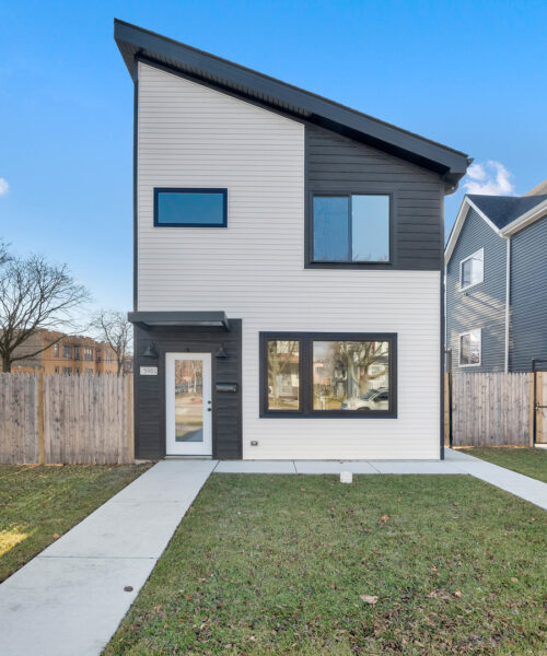 5901 W Erie Street, Chicago, IL