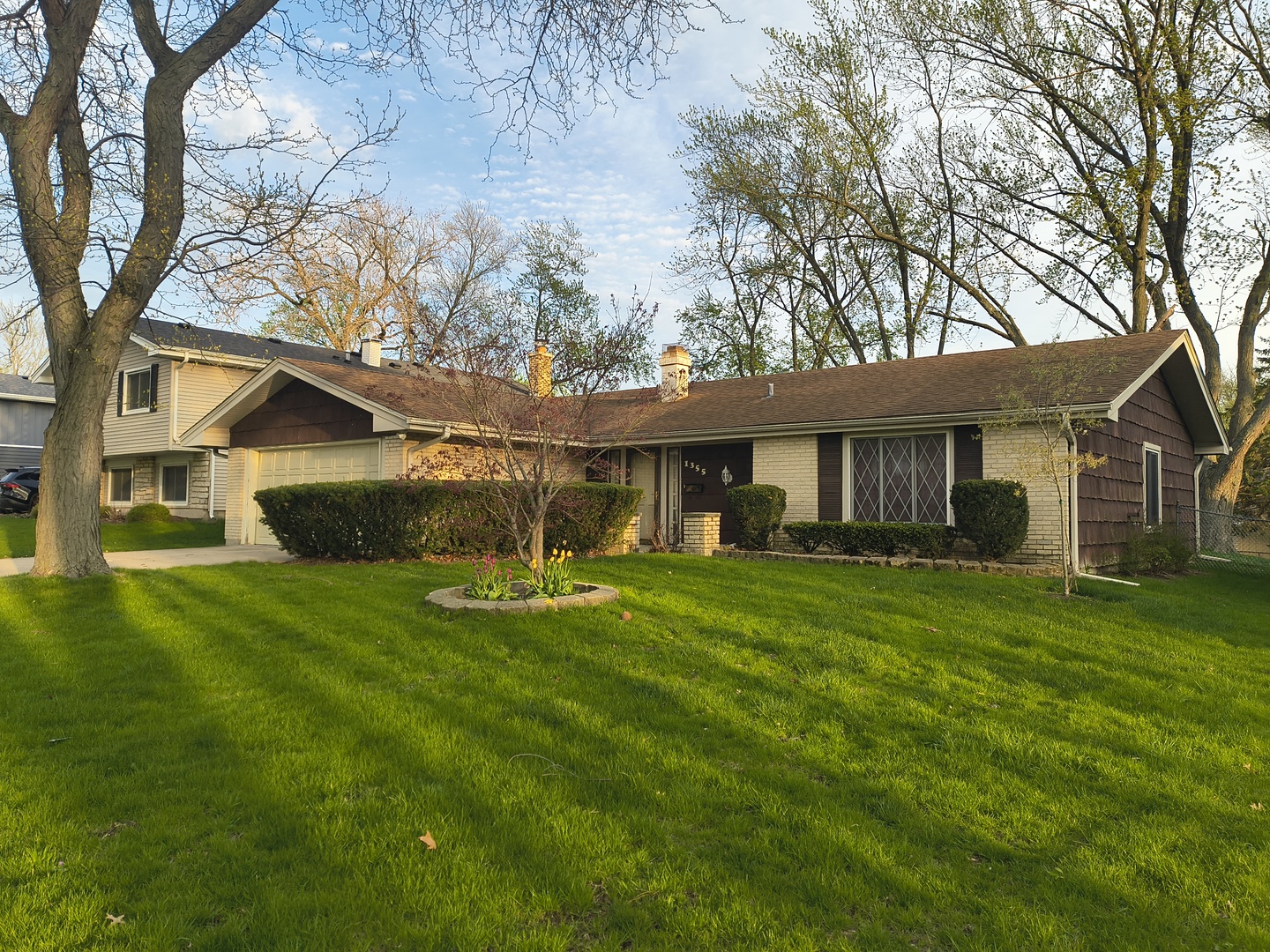 1355 Blair Lane, Hoffman Estates, IL