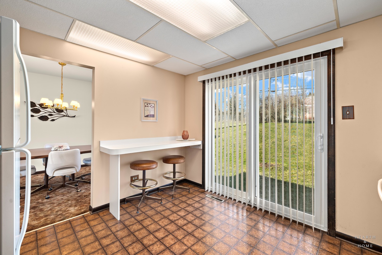 404 Lucille Avenue, Fox River Grove, IL