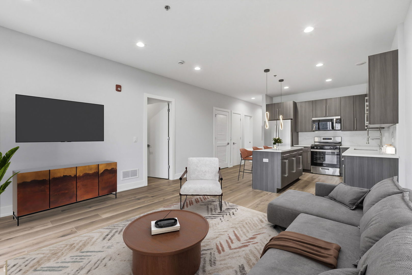 2357 N Washtenaw Avenue #204, Chicago, IL