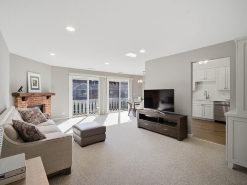 549 Williamsburg Court #B2, Wheeling, IL