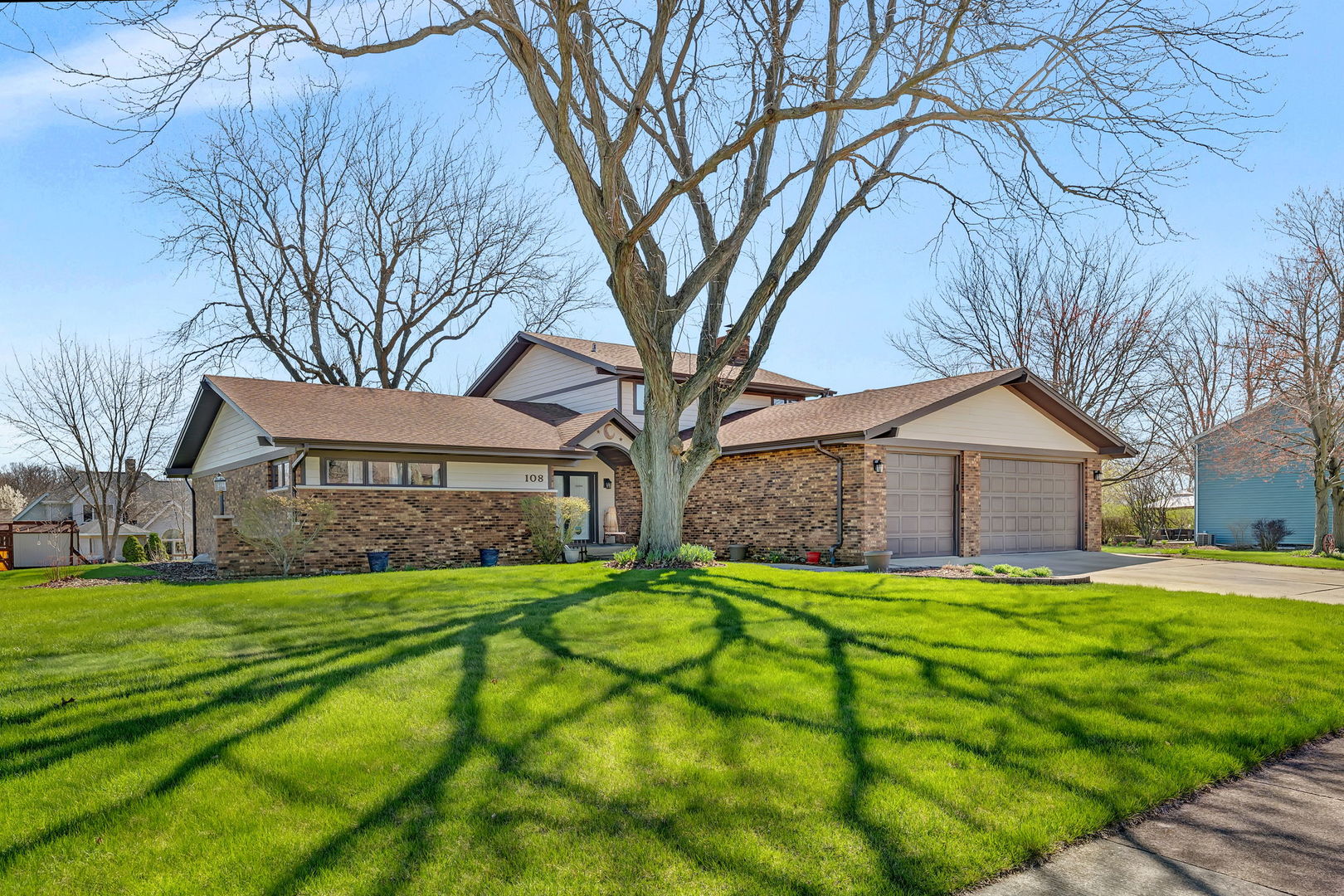 108 Deerpath Drive, Minooka, IL