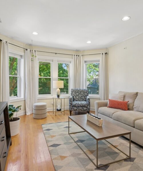 4105 N Lawndale Avenue #301, Chicago, IL