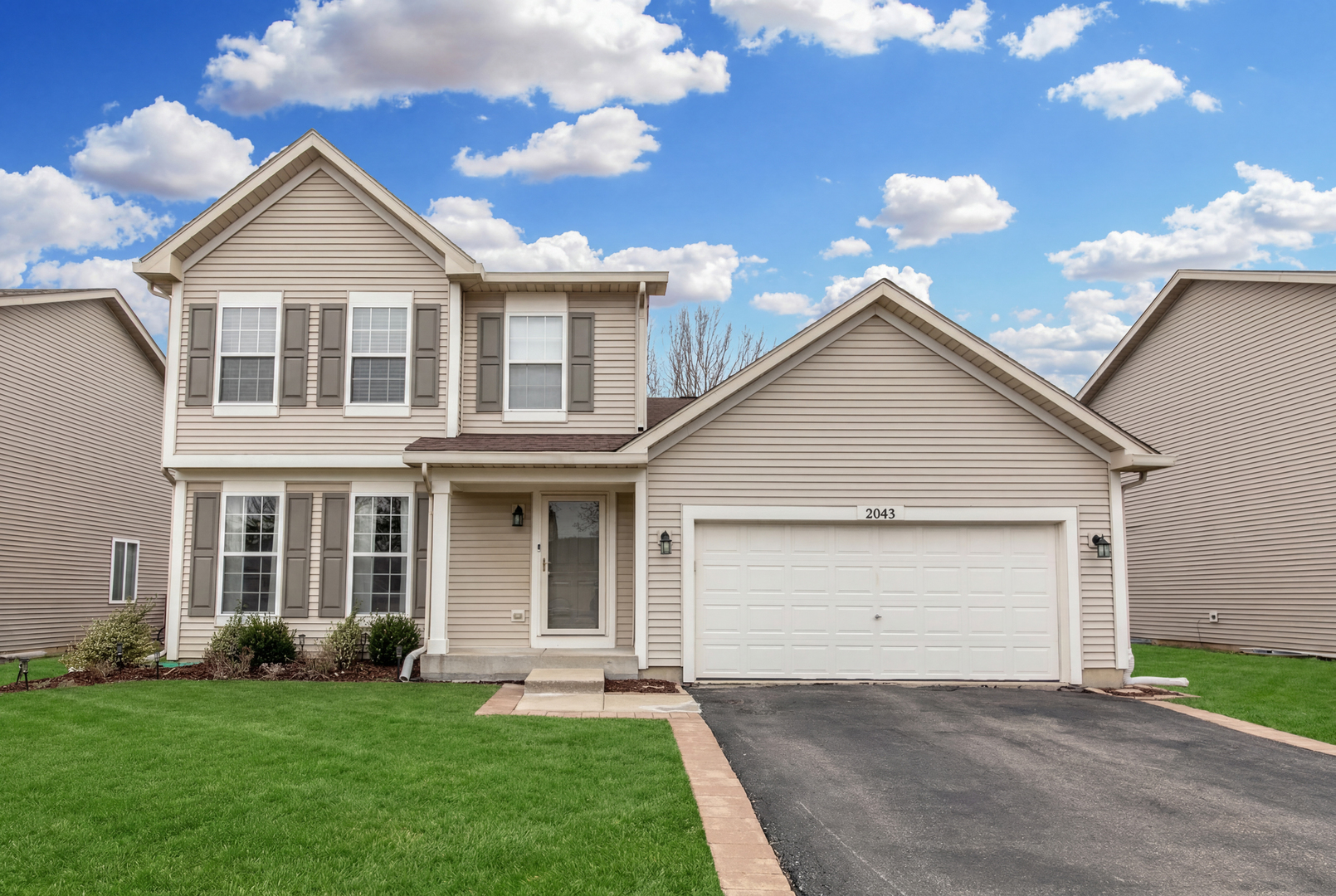 2043 Winchester Trail, Romeoville, IL