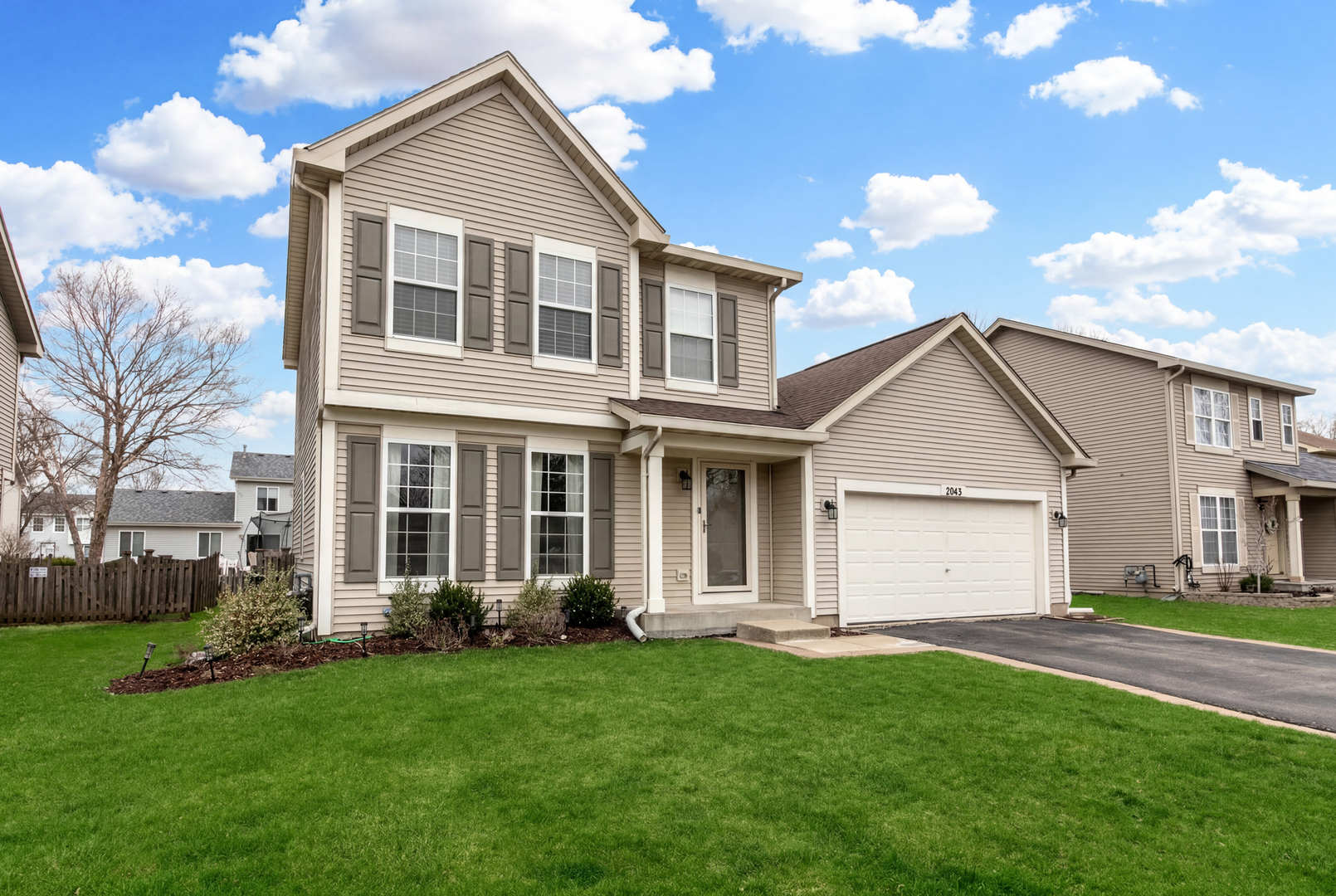 2043 Winchester Trail, Romeoville, IL