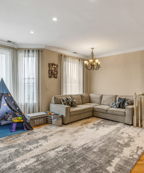 3104 W Walton Street, Chicago, IL