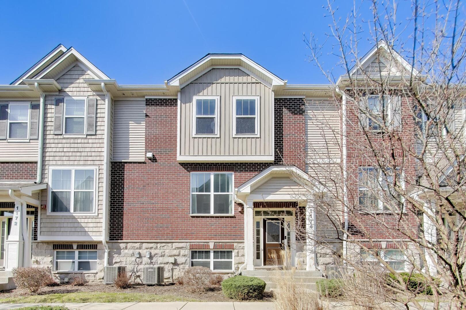 1174 Evergreen Avenue, Des Plaines, IL