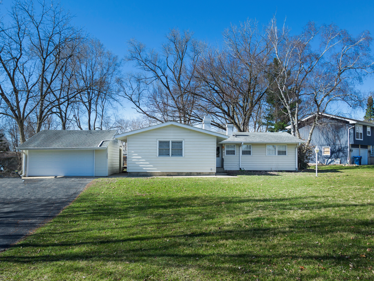 3005 Green Meadow Lane, Cary, IL