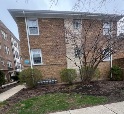 33 S Madison Avenue #1B, La Grange, IL
