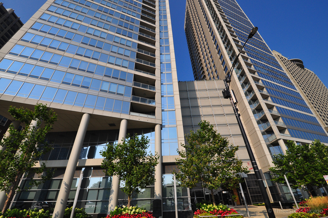 600 N Lake Shore Drive #2709, Chicago, IL