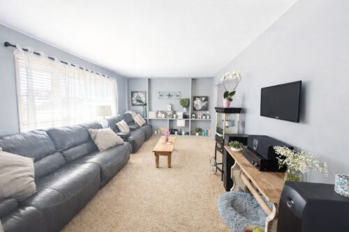 900 14TH Place, Camanche, IA