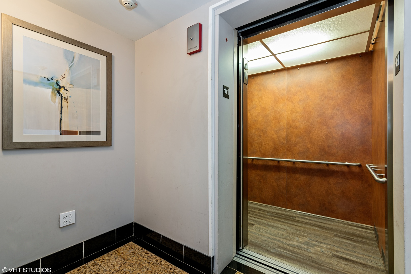 1926 N Lincoln Park West Street #5A, Chicago, IL