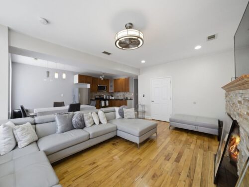 1253 S Tripp Avenue, Chicago, IL