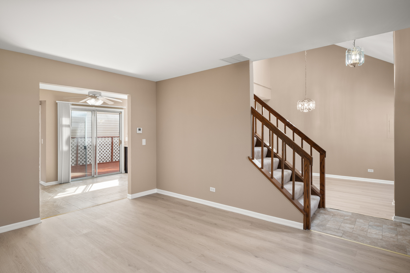 371 Le Parc Circle, Buffalo Grove, IL