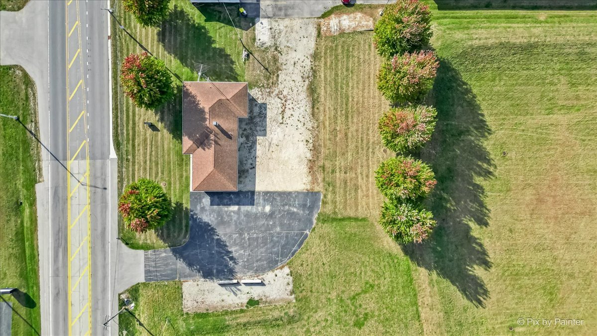 124 E Oak Knoll Drive, Hampshire, IL